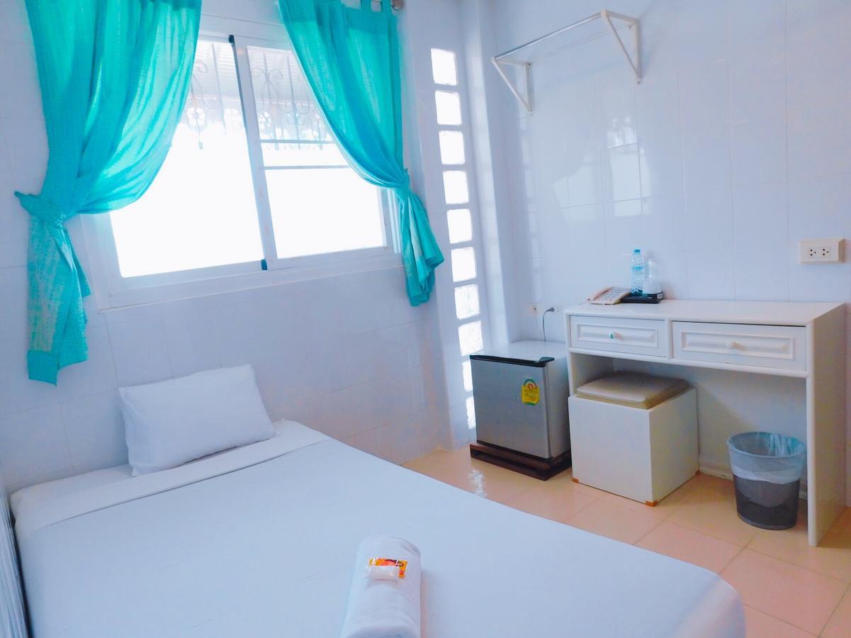 Be Fine Guesthouse Phuket Ngoại thất bức ảnh