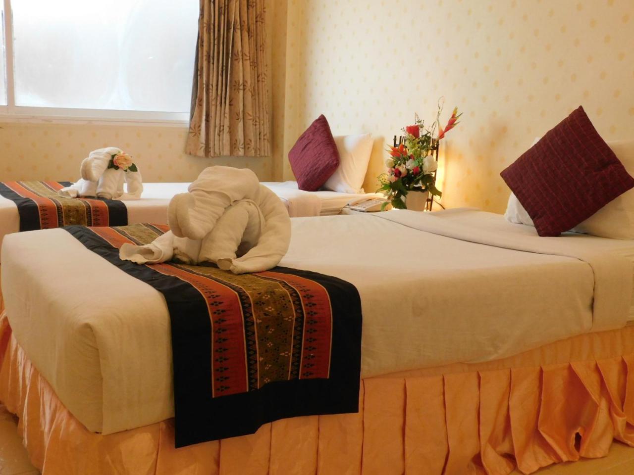 Be Fine Guesthouse Phuket Ngoại thất bức ảnh