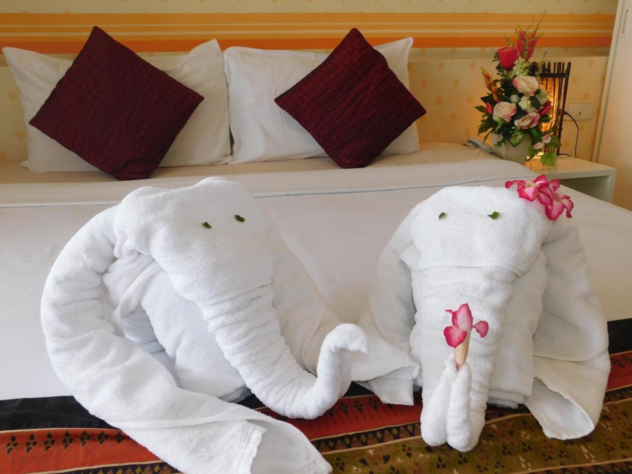 Be Fine Guesthouse Phuket Ngoại thất bức ảnh
