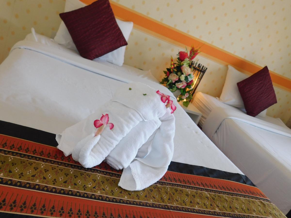 Be Fine Guesthouse Phuket Ngoại thất bức ảnh