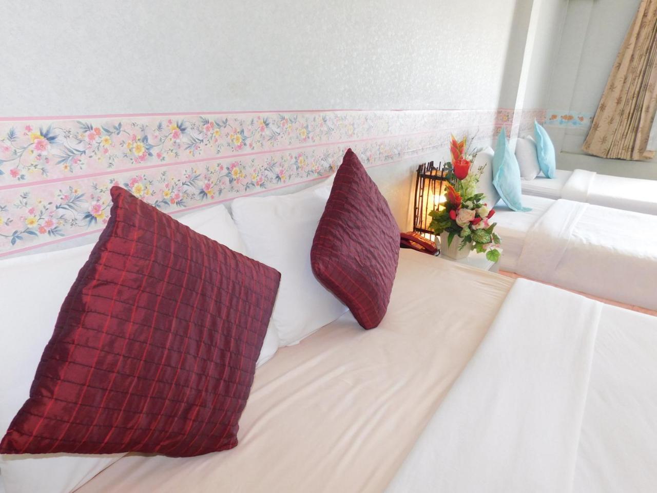 Be Fine Guesthouse Phuket Ngoại thất bức ảnh