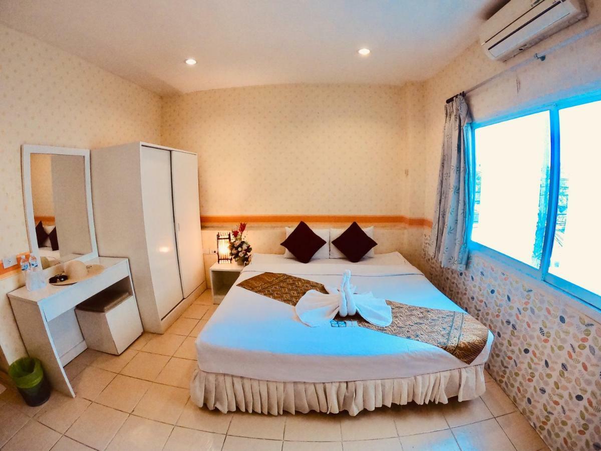 Be Fine Guesthouse Phuket Ngoại thất bức ảnh